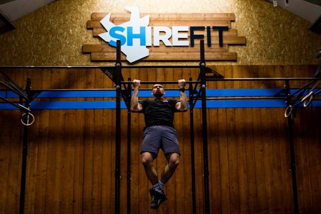 Forterra donates to 24-hour chin-up challenge in aid of Northampton Saints Foundation